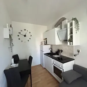 Lorena Apartament